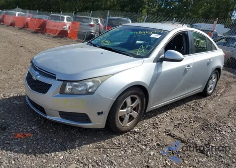 2013 Chevrolet Cruze 1Lt Auto z USA, uszkodzony, nr VIN 1G1PC5SB8D7121091